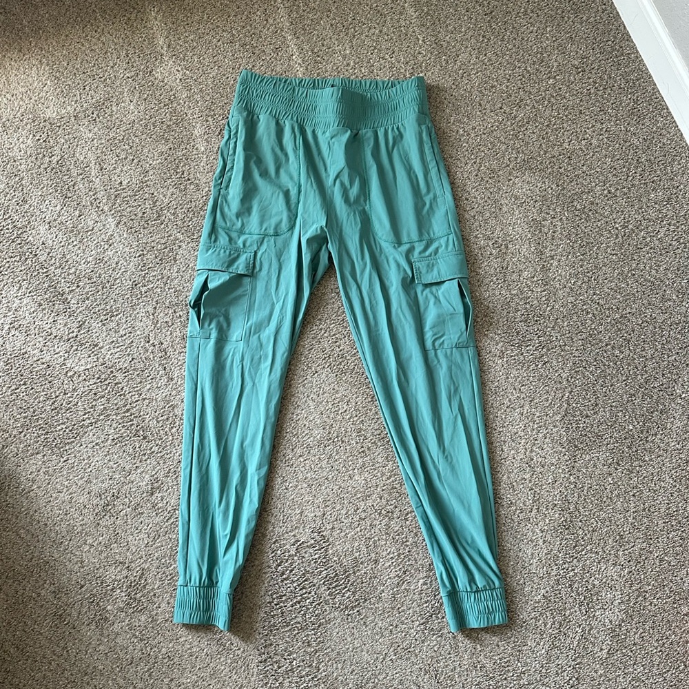 Balance Athletica/vitality high-waisted cargo joggers